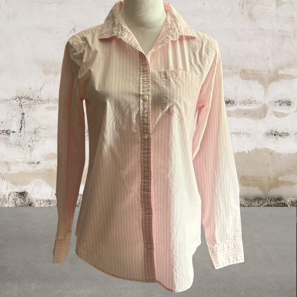 Amazon Essentials Women's Classic Fit Long Sleeve Button Down Shirt-Size XS - Picture 2 of 6